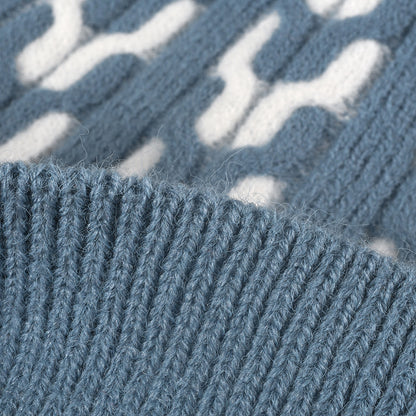 Pink contrast chain-pattern fleece-lined beanie product view