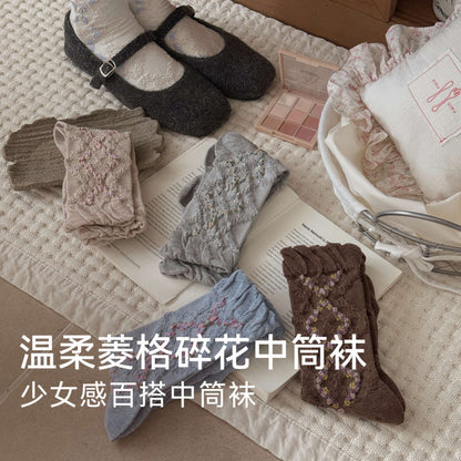 远润家秋冬复古森系立体浮雕花边中筒袜子女森系无骨堆堆棉袜