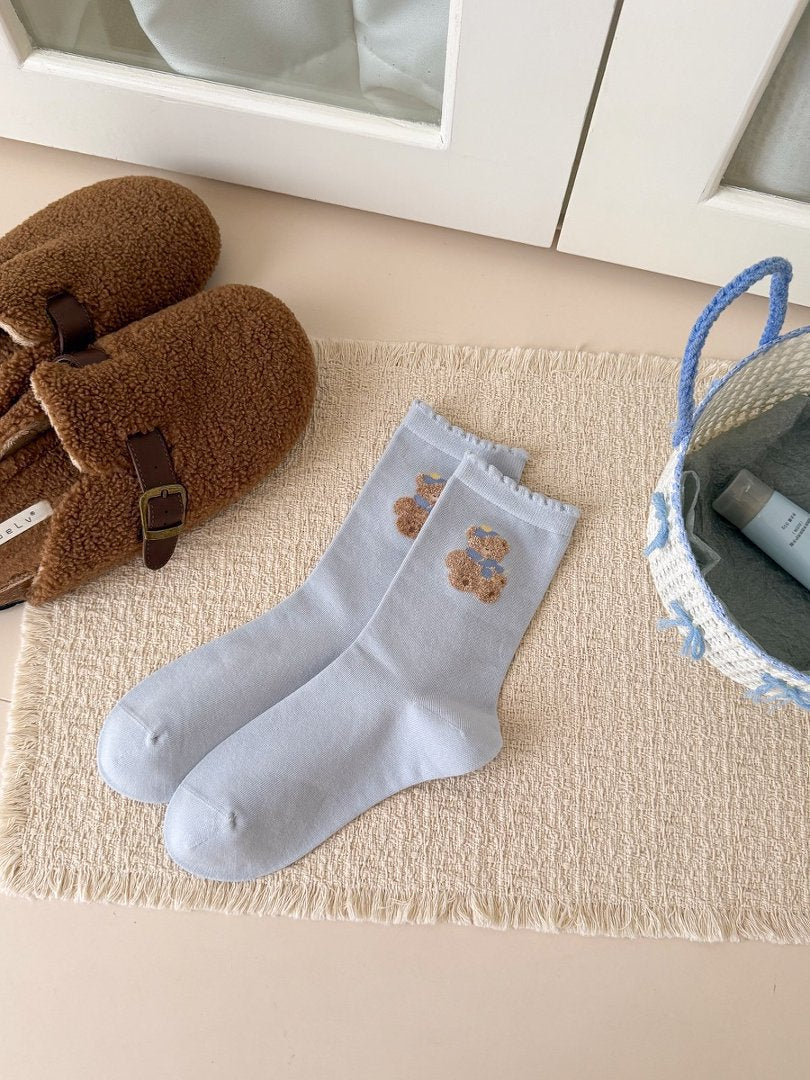 Product image for Rufia - Ruffled-Edge Casual Crew Socks (Bear)