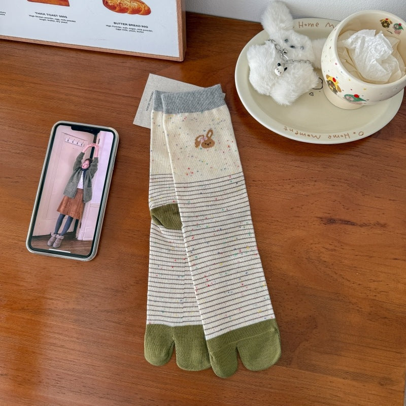Product image for Rufia - Rabbit Motifs Five-Toe Knee-High Socks (Fine Stripe)