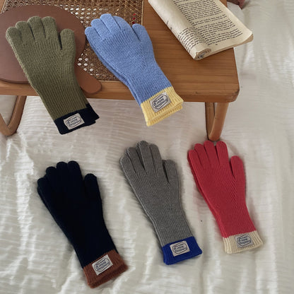 Gloving Knit Gloves for Winter Warmth with knit texture