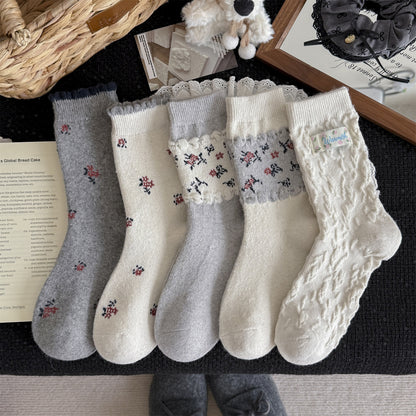 袜子秋冬季碎花羊毛女袜羊绒浮雕中筒袜ins潮加厚保暖堆堆袜冬天