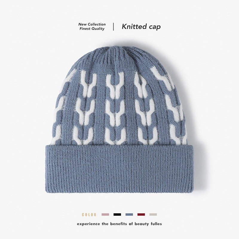 Pink contrast chain-pattern fleece-lined beanie product view