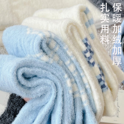 秋冬保暖澳绒袜加厚可爱卡通刺绣蓝色系奶白中筒袜加绒袜子批发
