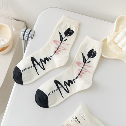 Rufia - Black and White Floral Patterned Socks