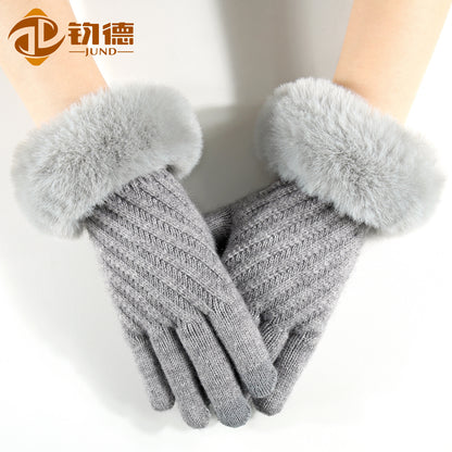 Gloving - Raised Diagonal-Knit Fuzzy-Cuff Gloves