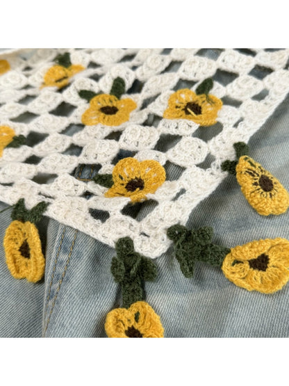 Scarvii - Openwork Flower Accent Triangle Headband