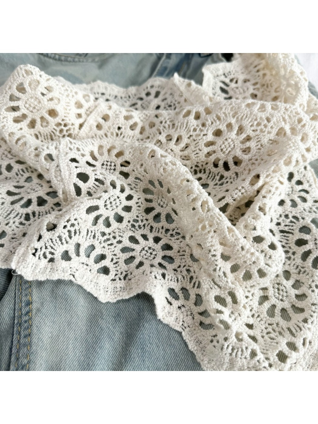 Scarvii - Openwork Floral Triangle Scarf