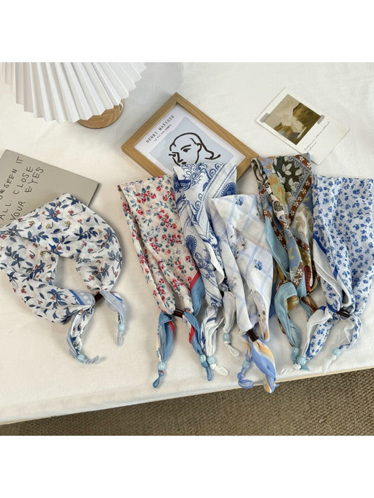 Scarvii - Floral Print Triangle Scarf