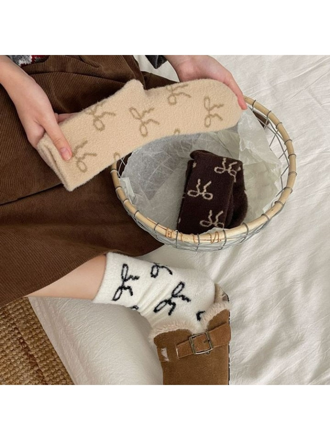 Rufia - Thick Everyday Bow Motif Crew Socks