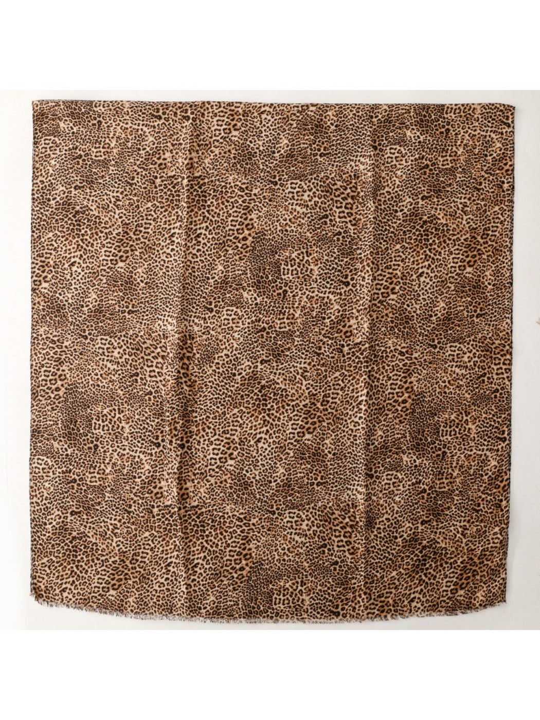 Scarvii - Classic Winter Scarf with Leopard Print