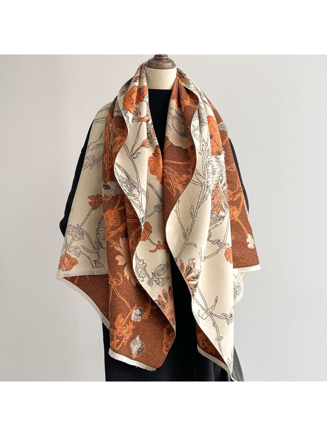 Scarvii - Reversible Botanical Jacquard Shawl