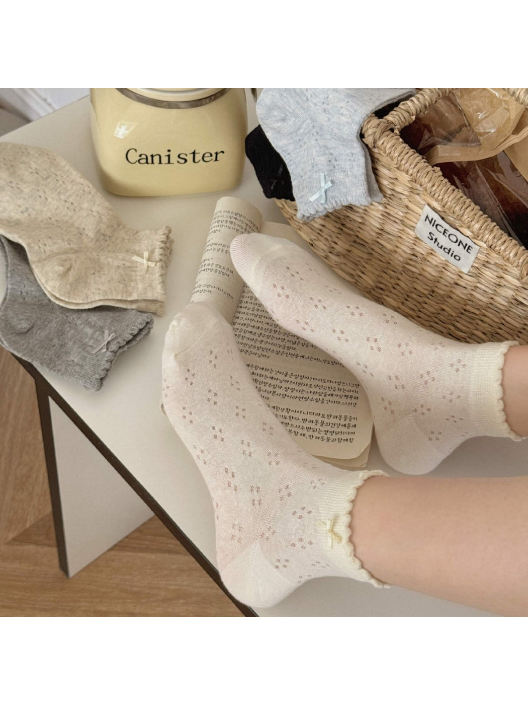 Rufia - Speckled Ruffle Ankle Socks