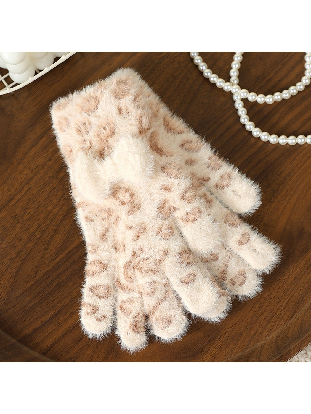Gloving - Leopard Print Bow Accent Women's Gloves