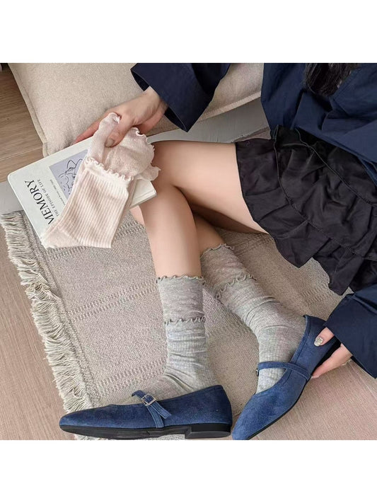 Rufia - Elegant Ruffle Trim Solid Color Crew Socks