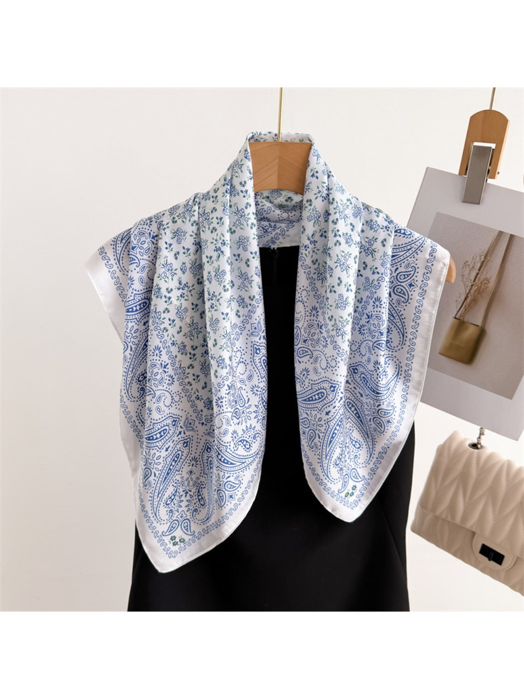 Scarvii - Paisley Print Square Scarf