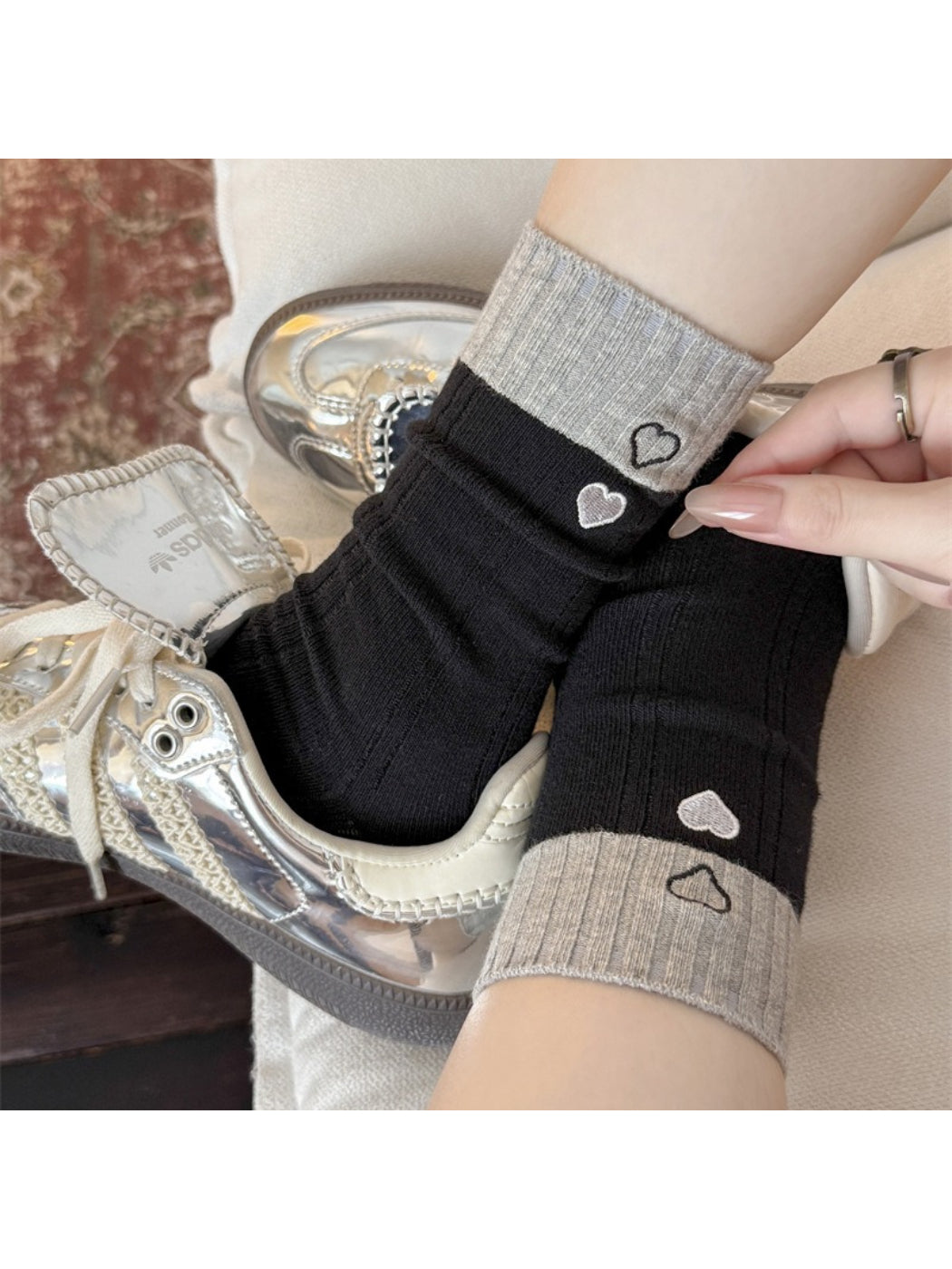 Rufia - Embroidery Crew Socks