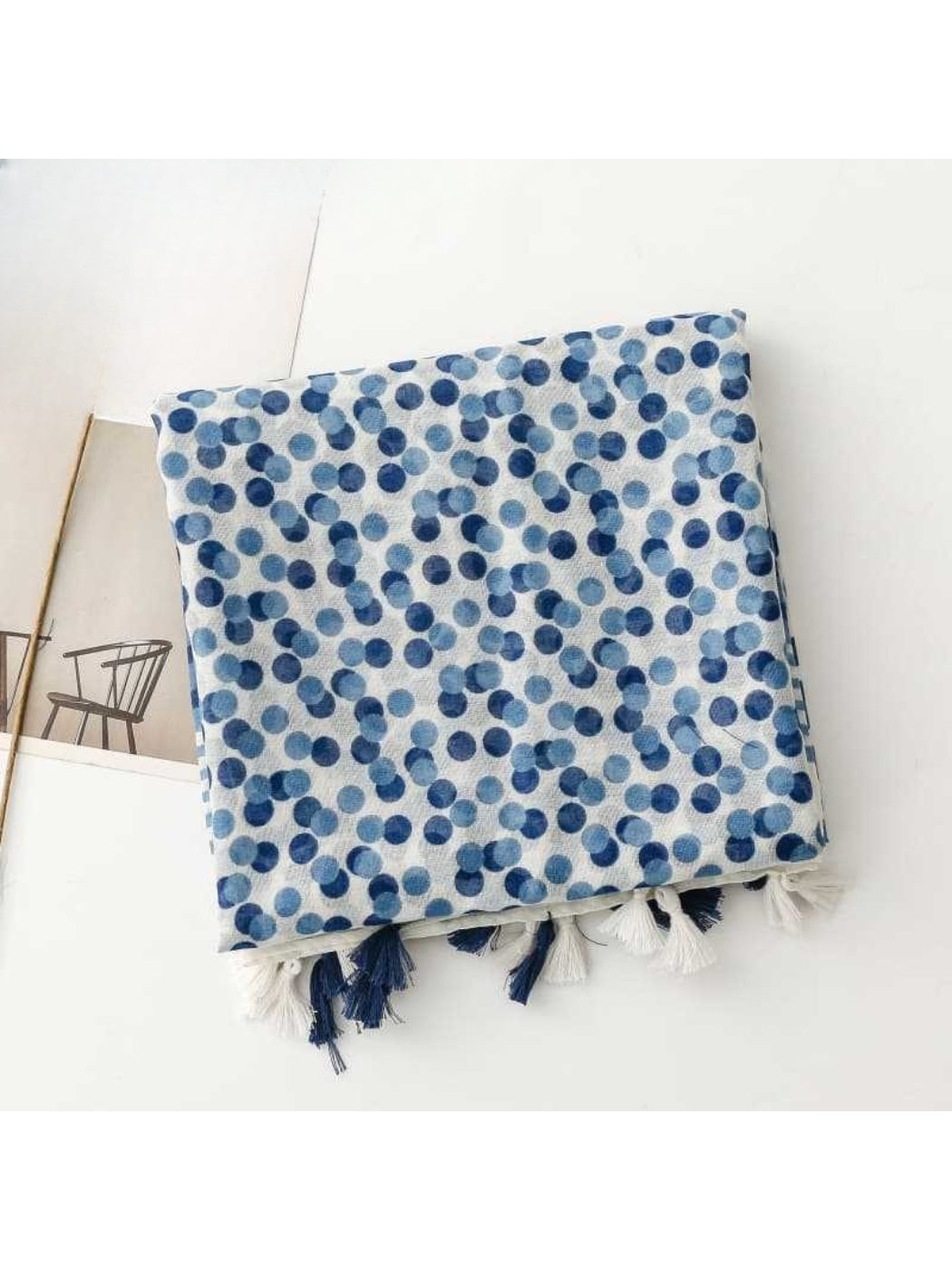 Scarvii - Refined Dot Pattern Everyday Scarf