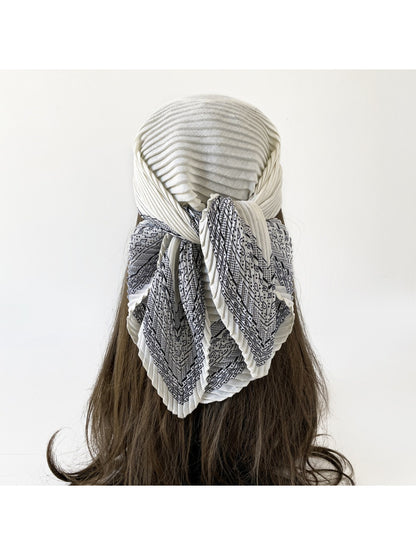 Scarvii - Pleated Paisley Print Scarf