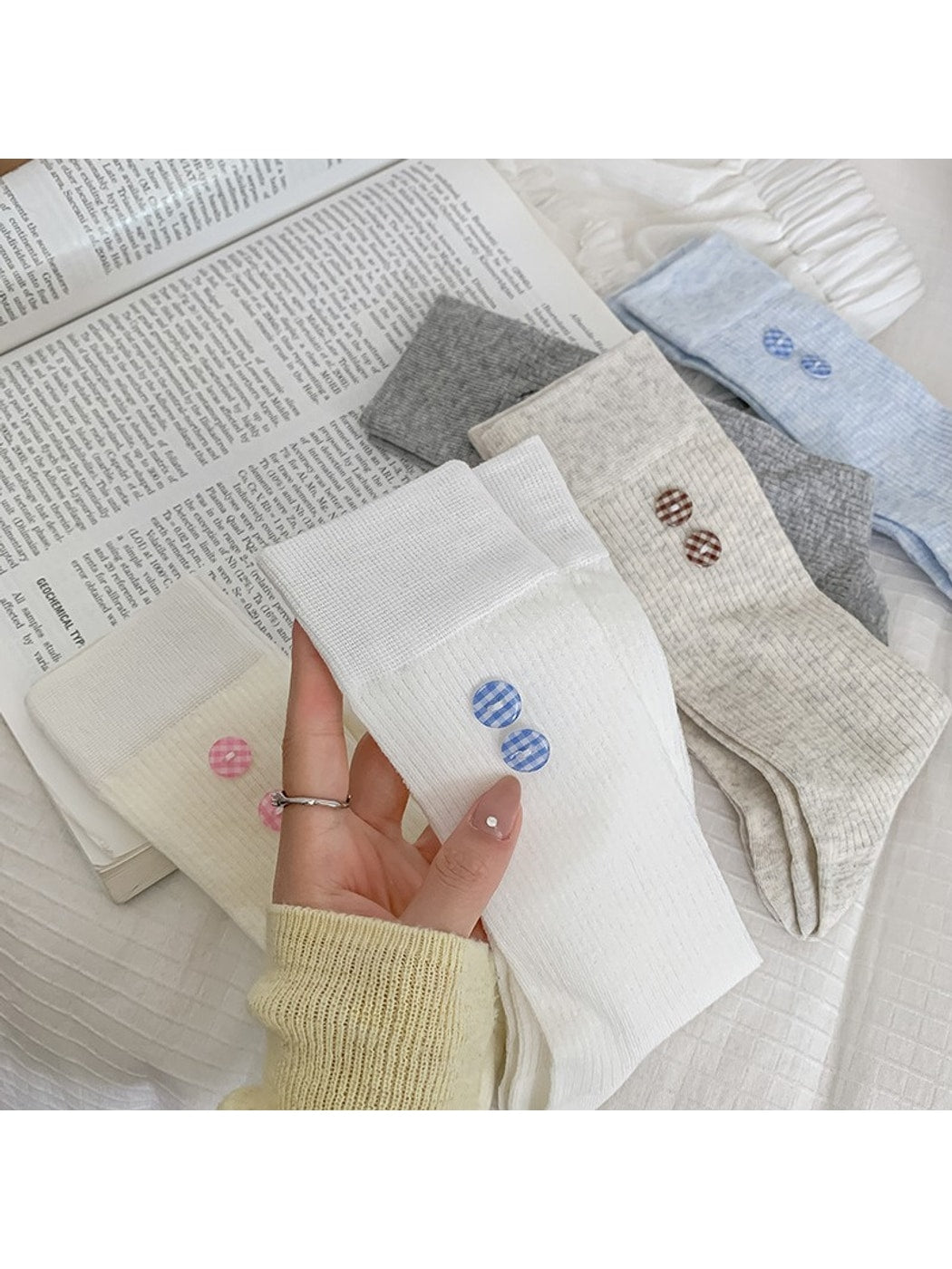 Rufia - Solid Color Button Detail Crew Socks
