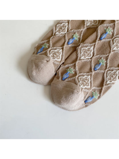 Rufia - Floral Stitch Trellis Socks