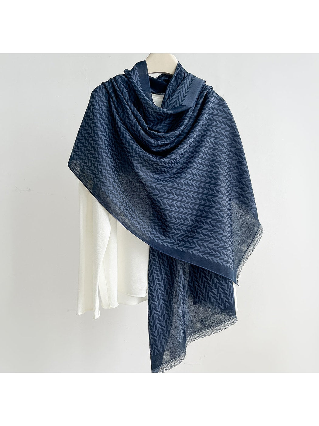 Scarvii - V-Shape Geometric Print Summer Wrap Scarf