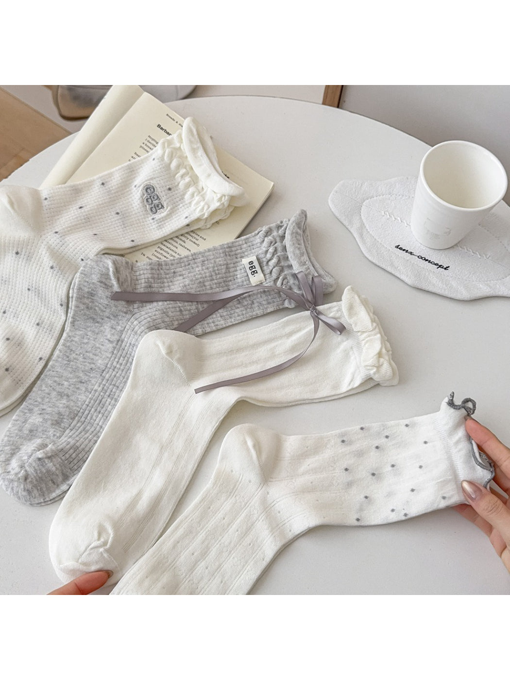 Rufia - Cozy Everyday Frill Edge Socks product image 1