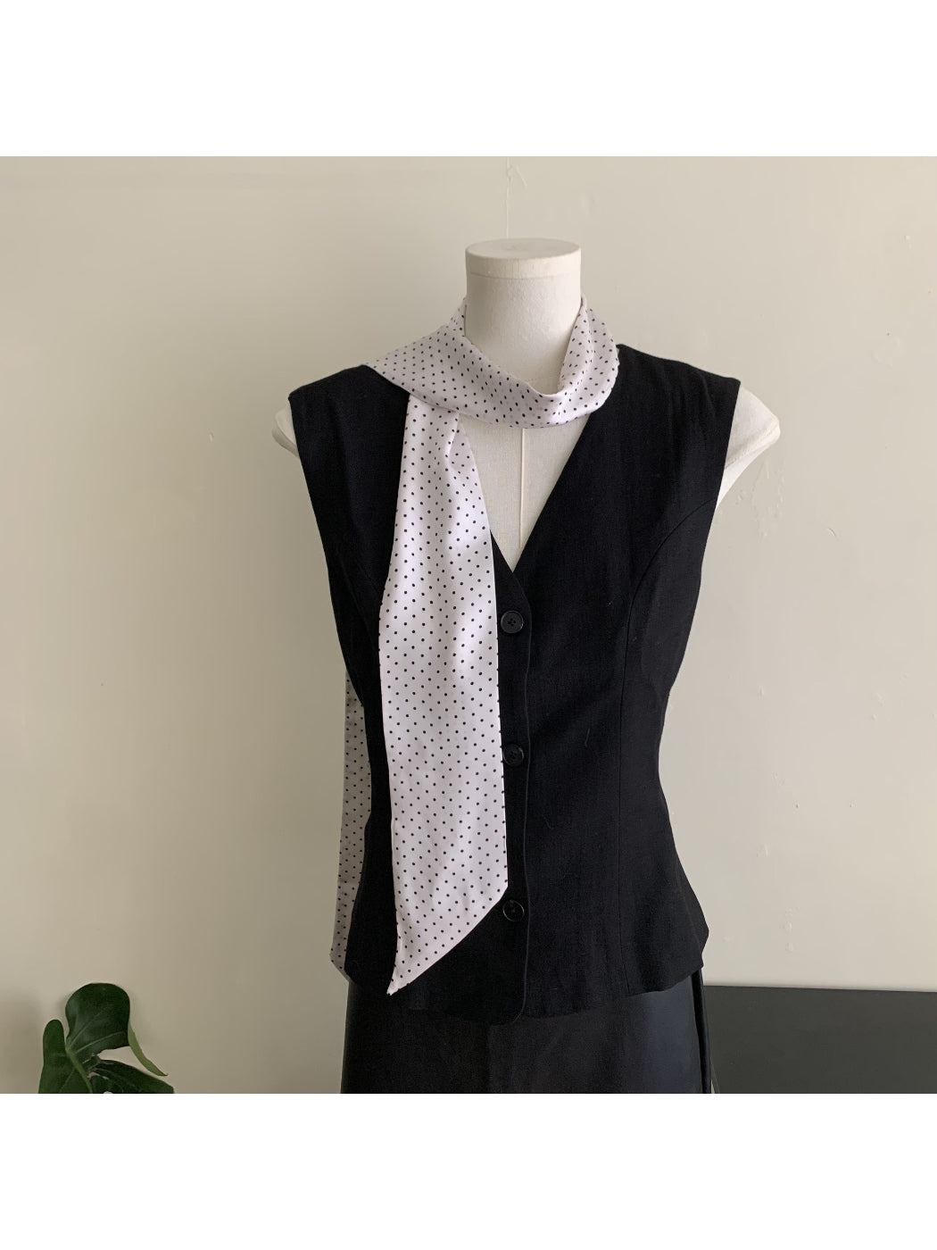 Scarvii - Retro Polka Dot Skinny Scarf