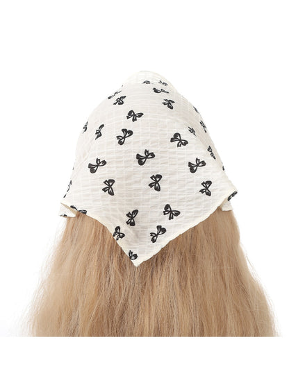 Scarvii - Chic Butterfly Print Triangle Bandana