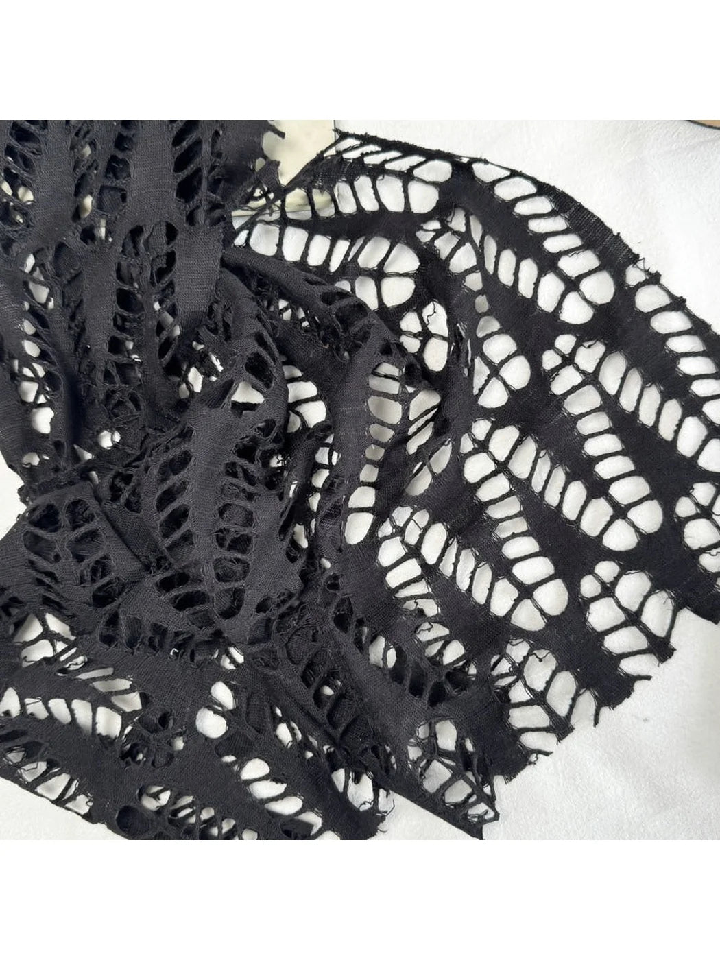 Scarvii - Gothic Openwork Lace Scarf