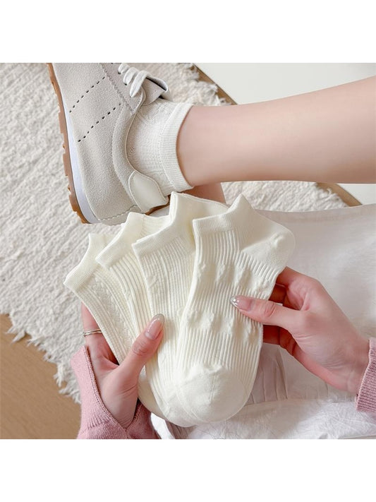 Rufia - Simple White Ankle Casual Socks