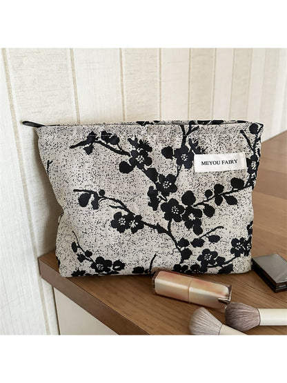 Cosbai - Plum Blossom Pattern Cosmetic Bag