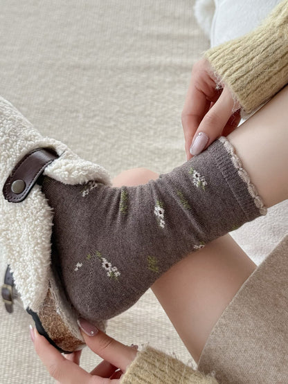 Rufia - Ditsy Floral Scalloped Cuff Crew Socks