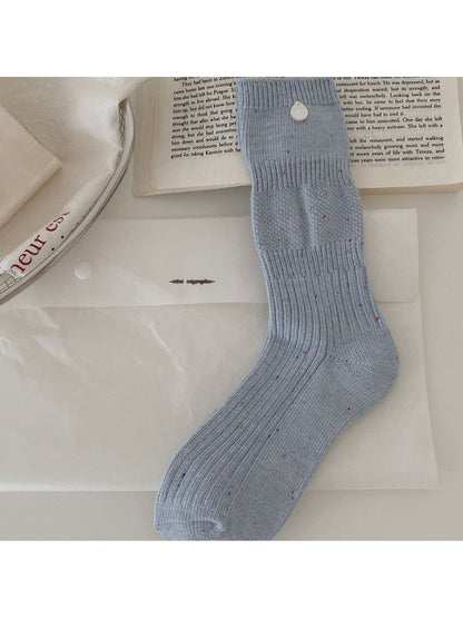 Rufia - Solid Color Button Detail Casual Crew Socks