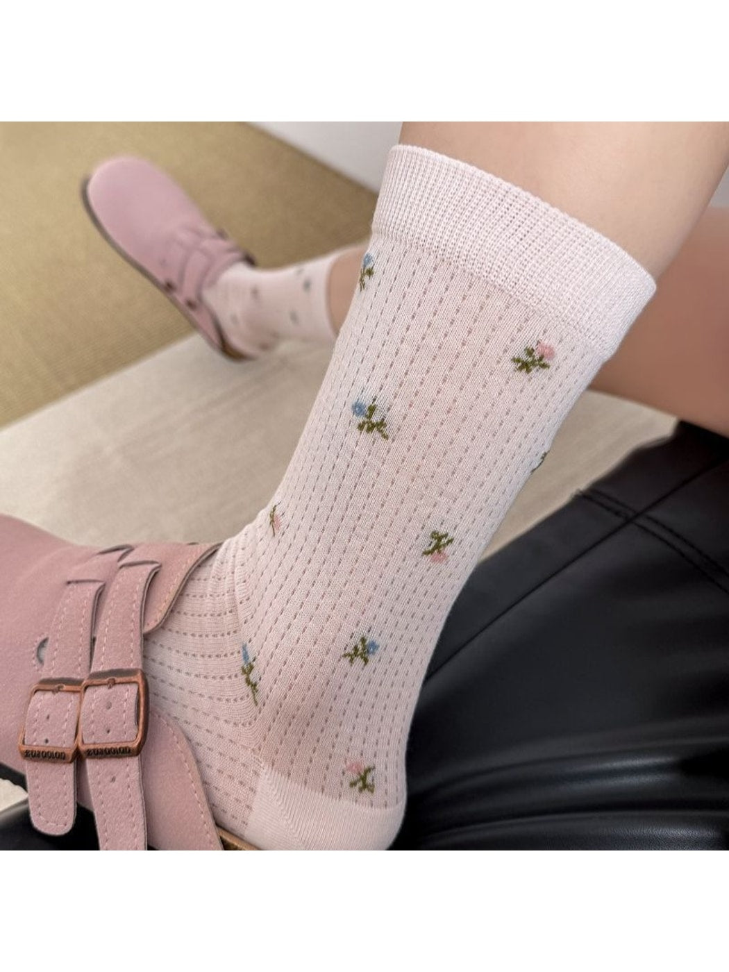 Rufia - Women's Floral Pattern Casual Socks