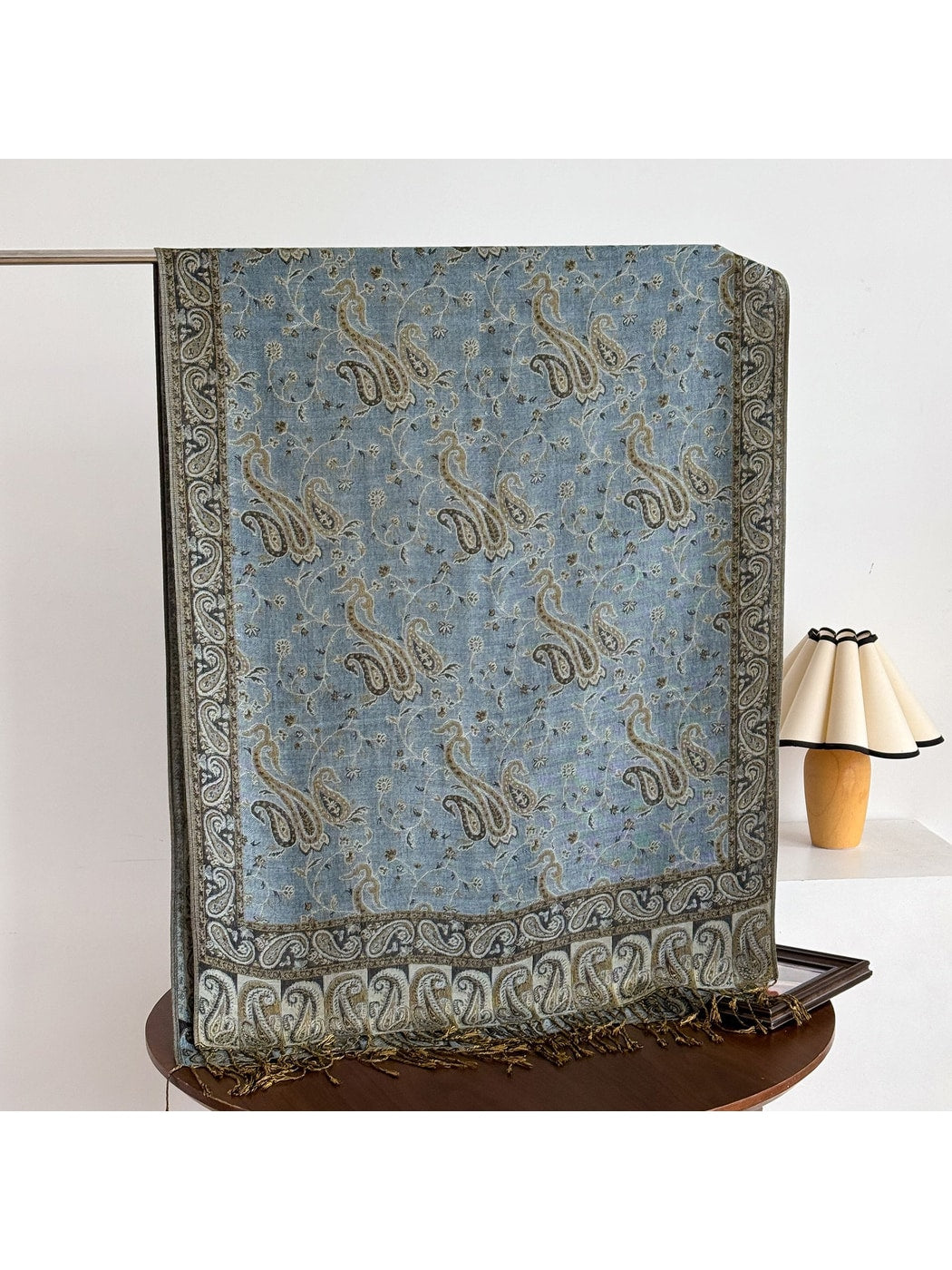 Scarvii - Vintage Paisley Print Fringe Scarf