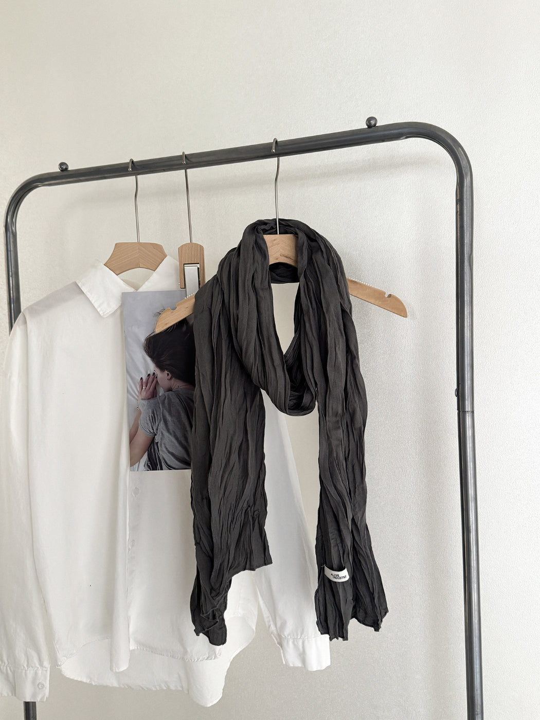 Scarvii - Crinkle Texture Long Scarf