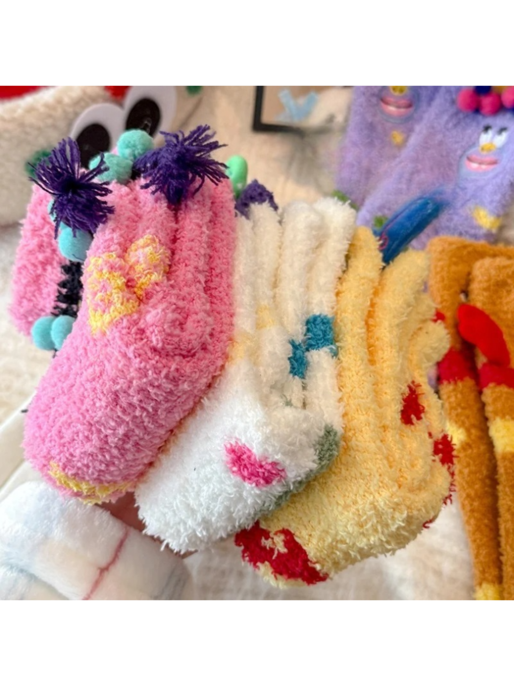Rufia - Cartoon Face Abstract Fuzzy Crew Socks