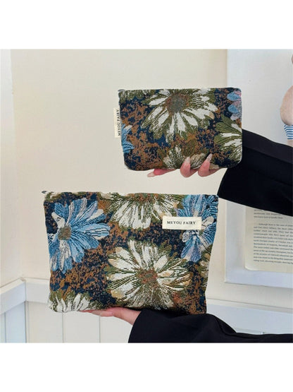 Cosbai - Vintage Jacquard Floral Pouch