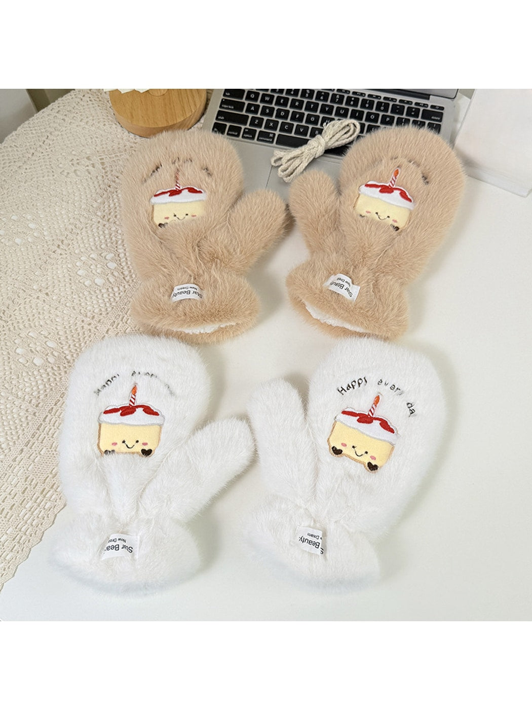 Gloving - Cute Plush Cake Motif Women's Warm Gloves