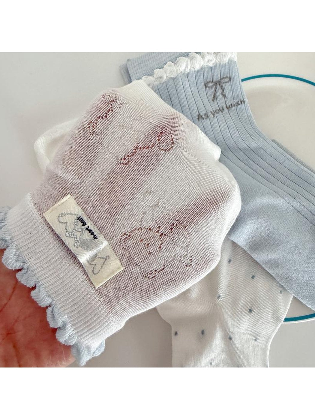 Rufia - Cute Bear Motif Ruffle Crew Socks
