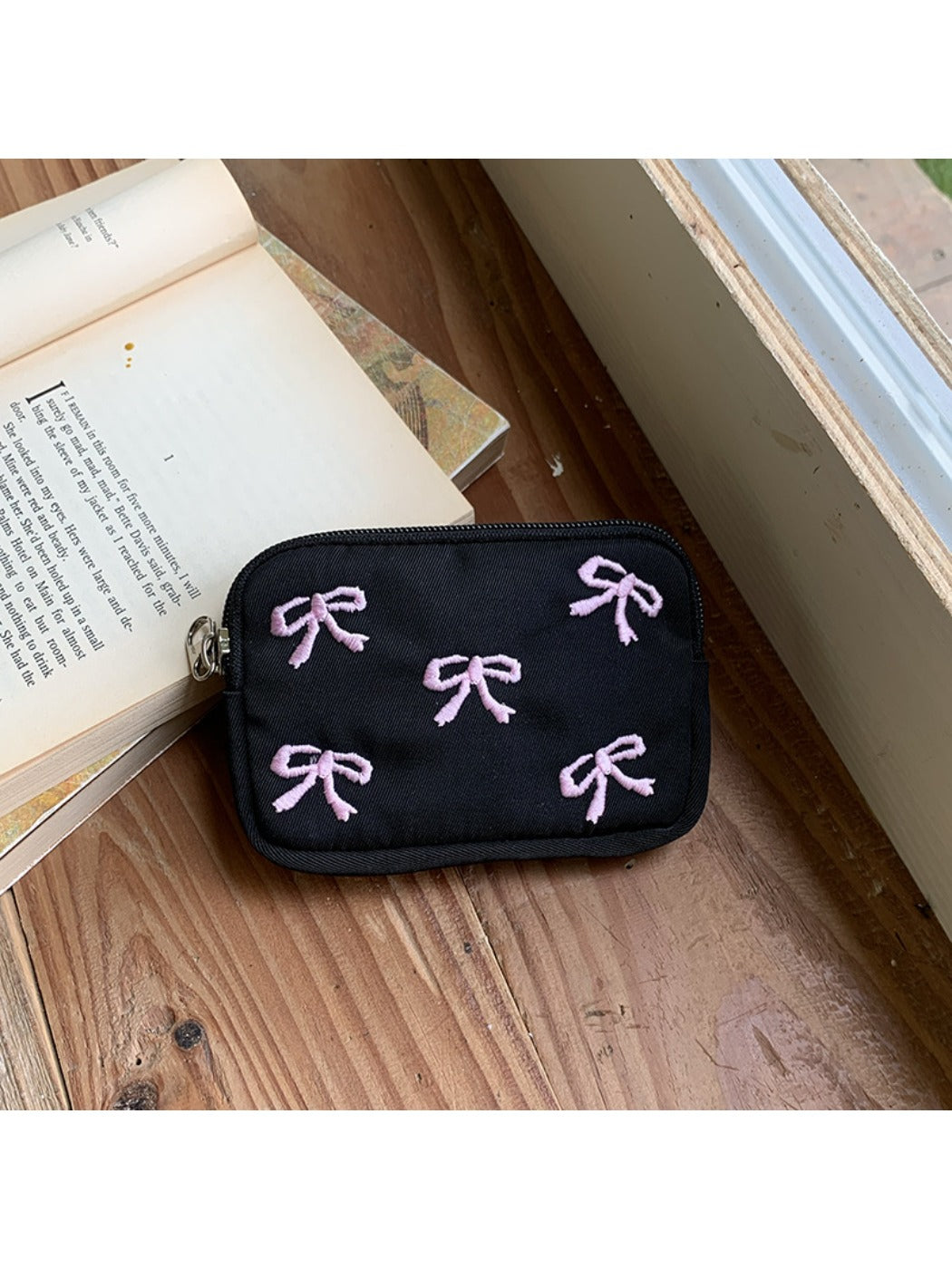Cosbai - Coin Pouch with Bow Embroidered