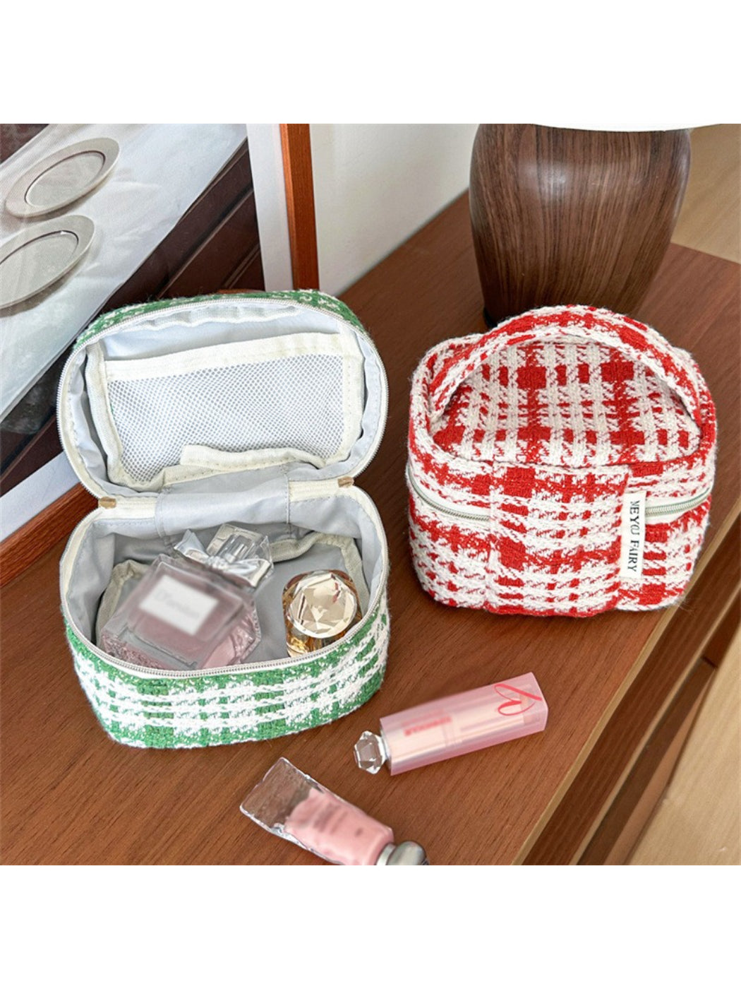 Cosbai Textured Plaid Makeup Bag product image