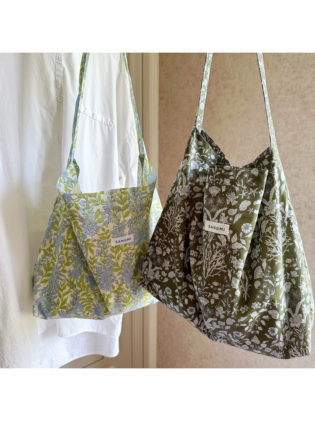 Cosbai - Vintage Floral Slouchy Bag