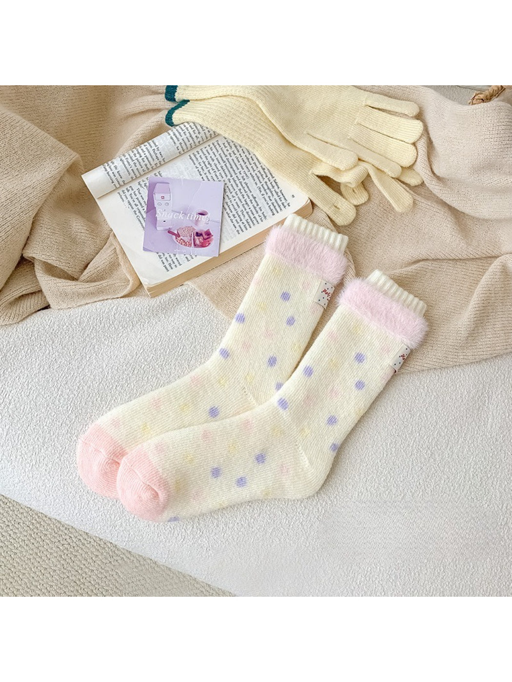 Rufia - Soft Polka Pattern Crew Socks
