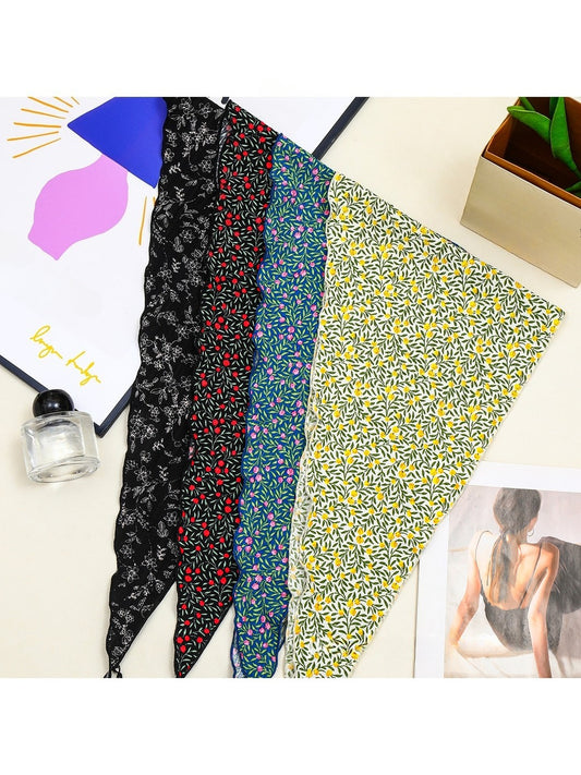 Scarvii - Cottagecore Floral Pattern Triangle Bandana