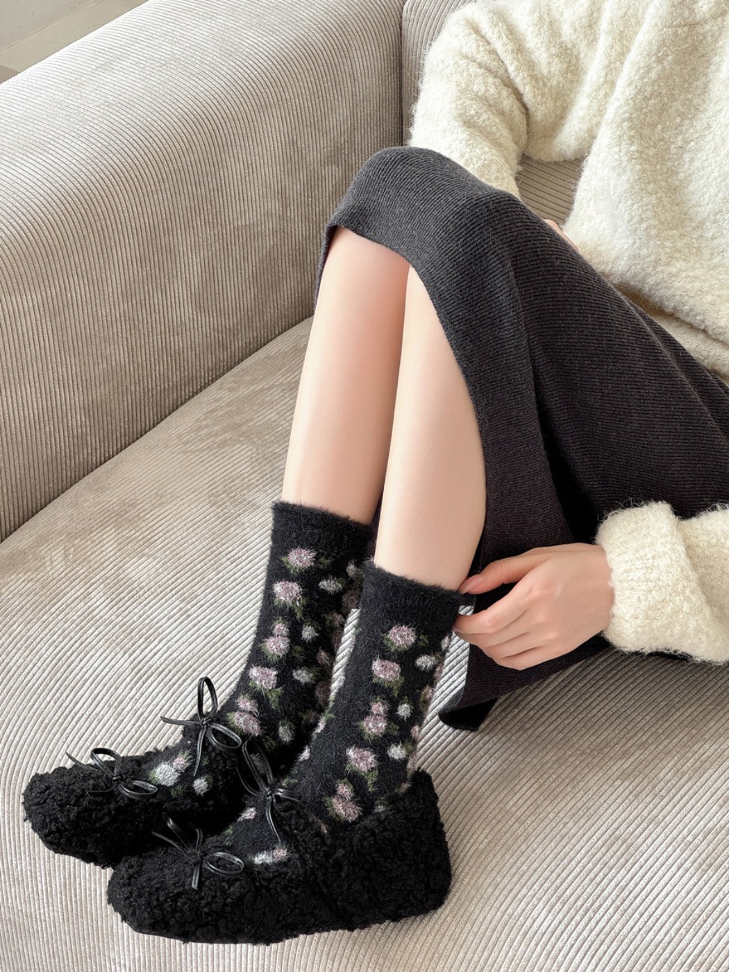 Rufia - Soft Floral Texture Crew Socks