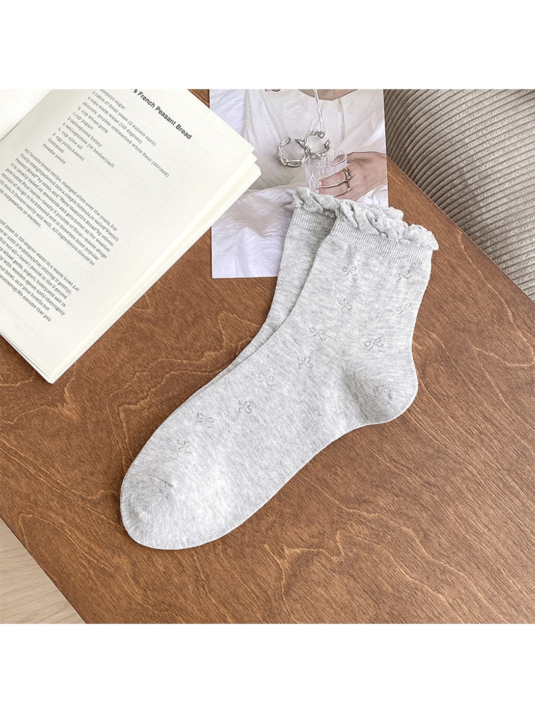 Rufia - Bow Pattern Ruffle Crew Socks