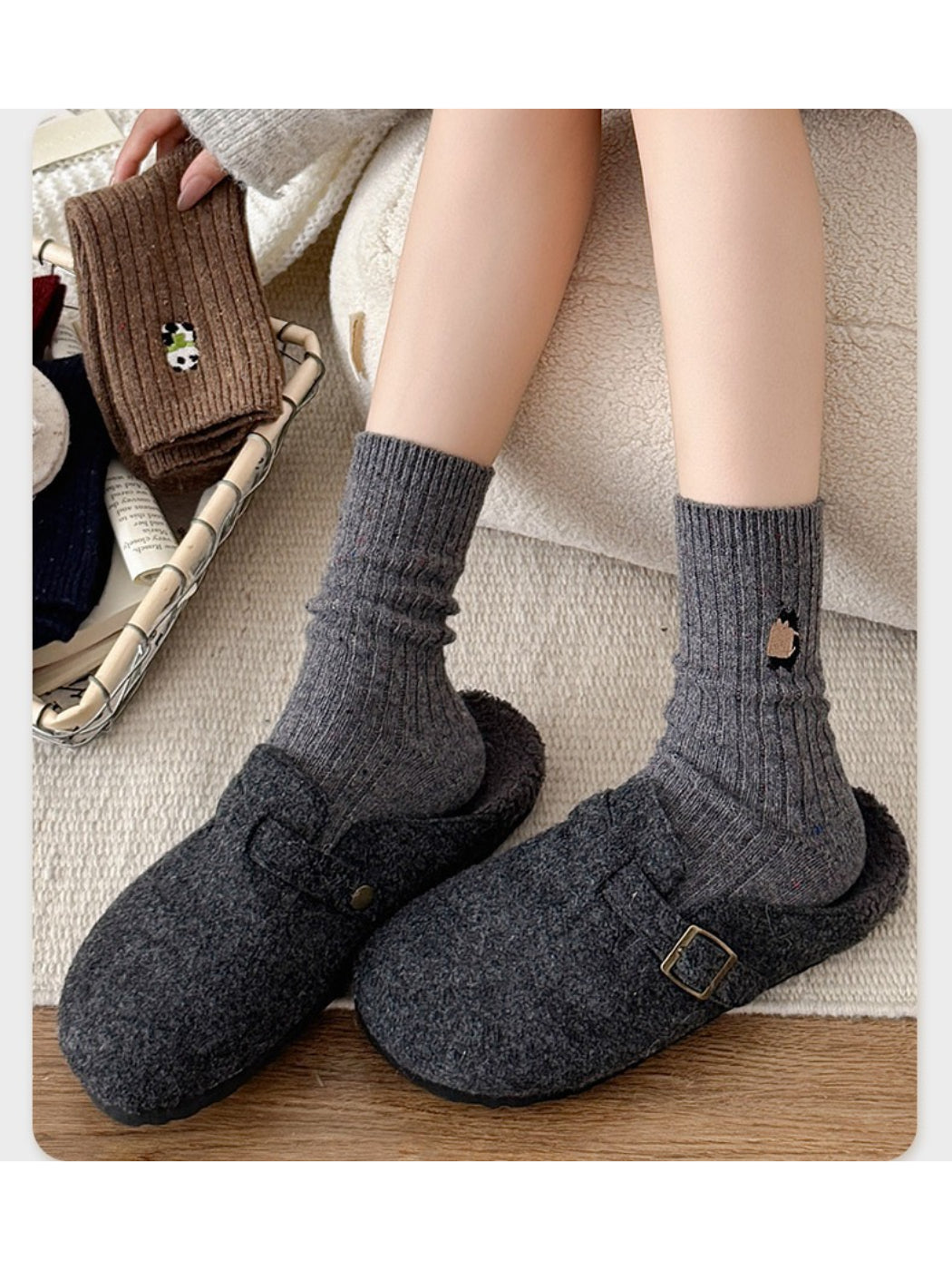 Rufia - Small Animal Detail Crew Socks