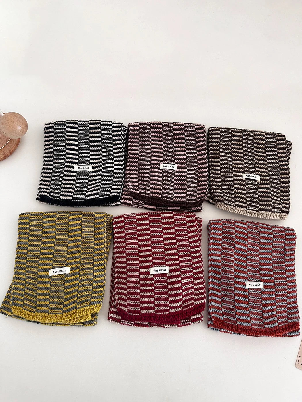 Scarvii - Geometric Stripe Ribbed Knit Scarf